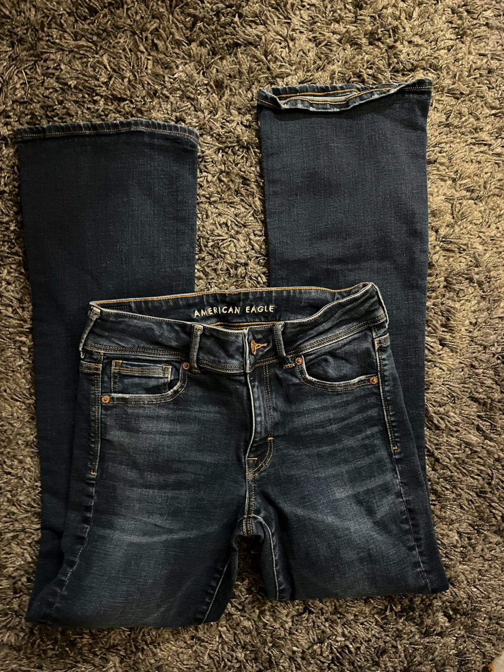 AE women’s bootcut size 8 jeans